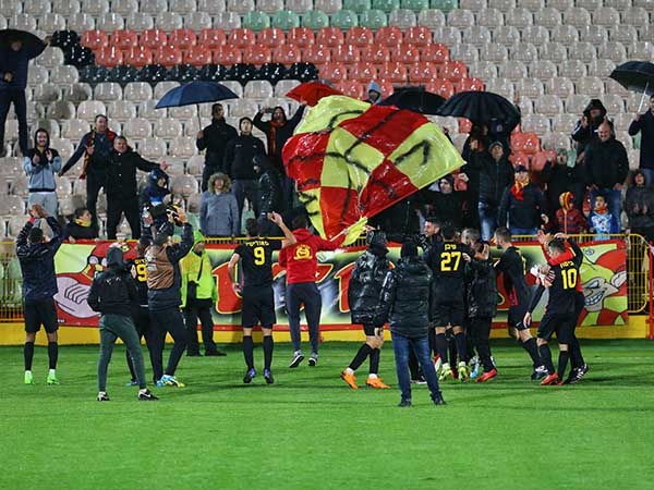 סוף סוף ניצחון ליגה ביתי לאשדוד (צילום: לירון מולדובן)