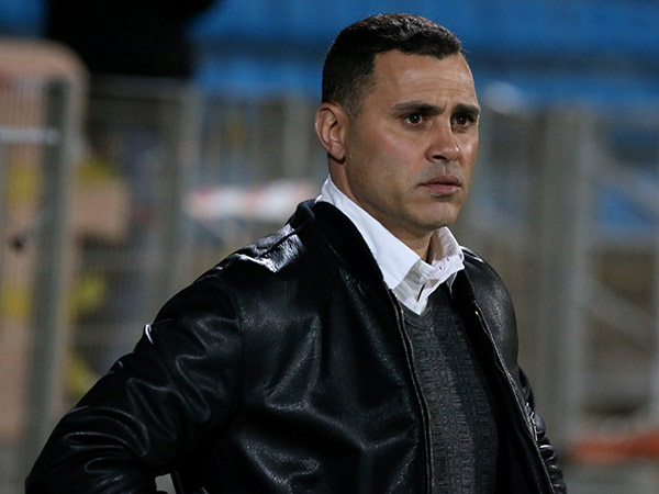 בנין. לא קל להיות בנעליים של מאמן (יוסי שקל)