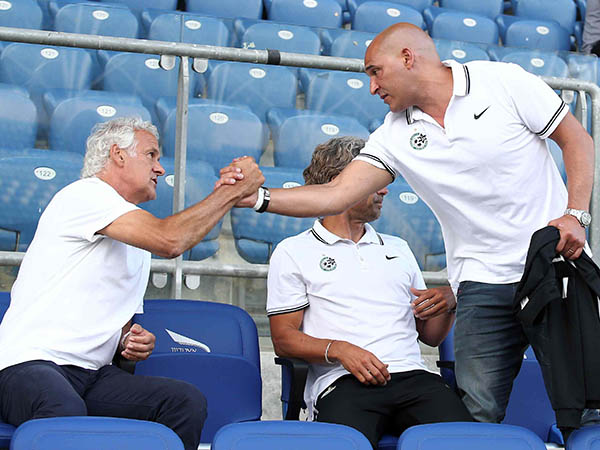 אלאך עם רטן. יחליפו את כל הזרים (אלן שיבר)