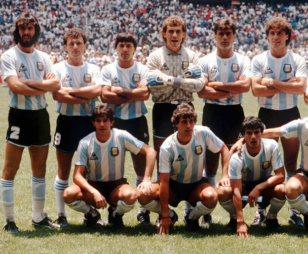 בורוצ'גה למטה משמאל. ב-1986 זה הסתיים בגביע (Getty)