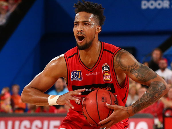 טוקוטו עשוי להפוך למרענן הרשמי של הליגה (הפייסבוק הרשמי של הפועל אילת)