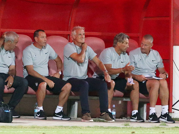 רטן מעדיף לזכות בליגה מאשר לעלות שלב בגביע הטוטו (יוסי שקל)