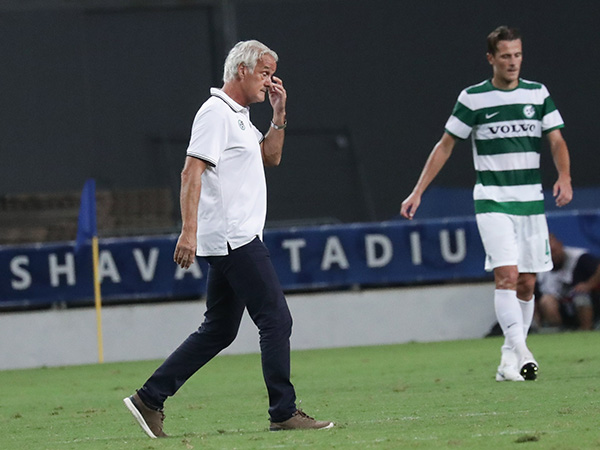 לאן הוא משיט את הספינה? רוטן (דני מרון)