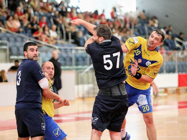 טיאומיר דודר, יהפוך להיות מאמן-שחקן (הדר ואן קולא, איגוד הכדוריד)