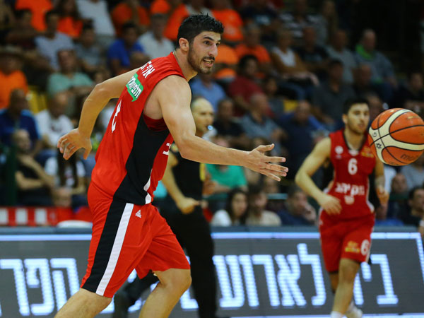 לא פחות מ-14 ריבאונדים לאליהו בלב המושבה (מנהלת הליגה)