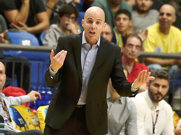 אפשרות הפרידה כבר על סדר היום. פרנקו (אלן שיבר)