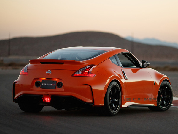 ניסאן 370Z קופה. עשור של הצלחה למכונית הספורט היפנית (צילום: יצרן)