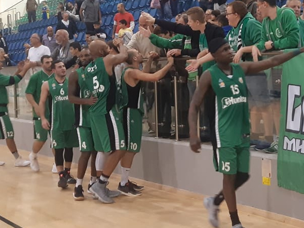 יודעת גם לנצח בלאומית (צילום: דף הפייסבוק של מכבי חיפה)