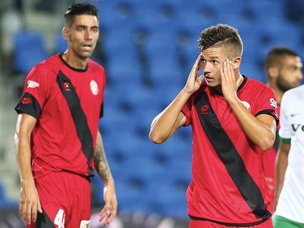 חדרה בצרות (אלן שיבר)