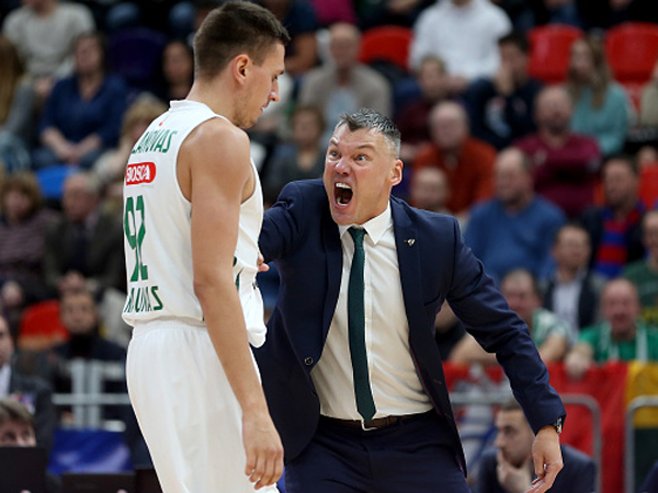 שאראס רותח. ז'לגיריס שמטה ניצחון יוקרתי (getty)