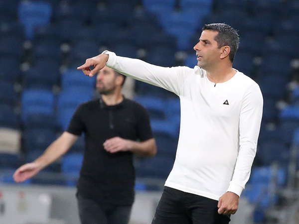 נעצר דווקא מול עכו. מימר (יוסי שקל)