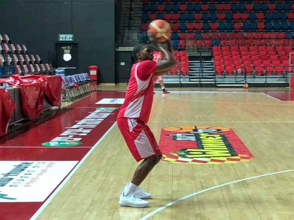 מקניל באימון