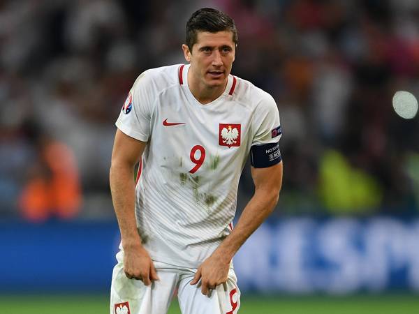 לבנדובסקי. פולין הפייבוריטית הברורה (Photo by Laurence Griffiths/Getty Images)