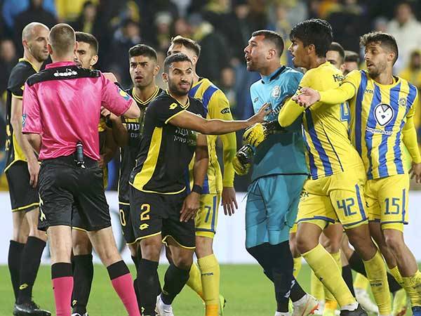 קרב צמרת בנתניה (דני מרון)