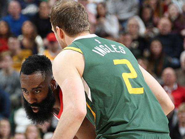 כל יוטה מול הארדן (צילום: Melissa Majchrzak/NBAE via Getty Images)