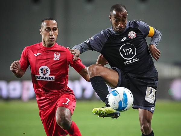 זלקה במדי חדרה (עודד קרני)