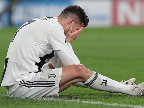 אחד נגד כל העולם. רונאלדו לבד לא מספיק (getty)