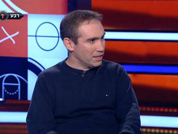 אקוניס. זמן לתלות את המפתחות? (מתוך חמישיות)