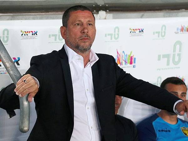 יישאר? יעזוב? הכל עדיין בסימן שאלה (צילום: אלן שיבר)