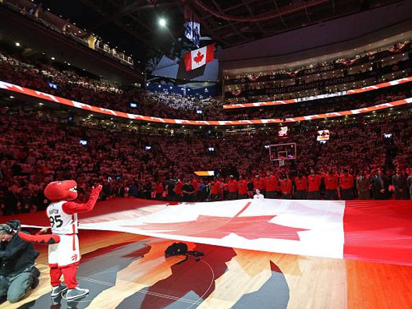 מייצגים את קנדה (צילום: Dave Sandford/NBAE via Getty Images)