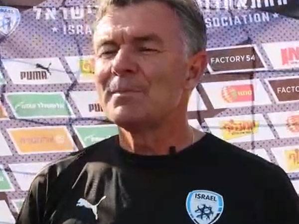 הזהיר את השחקנים. רוטנשטיינר