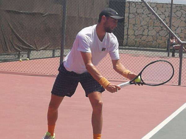 גבר על קריפאלדי בדרכו לחצי הגמר. סמילנסקי (צילום: מרכז הטניס עכו)