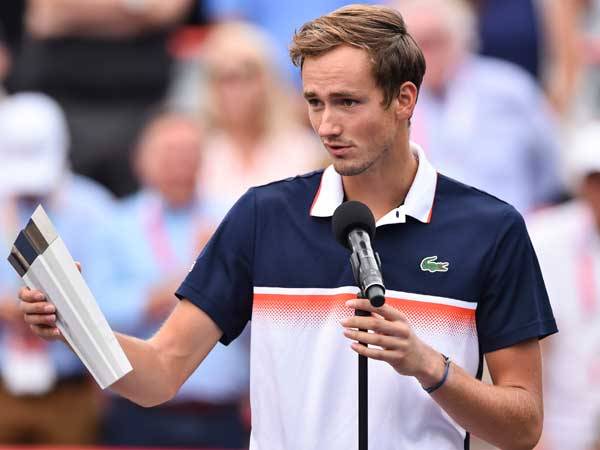 מדבדב. טניסאי יוצא דופן (Getty)