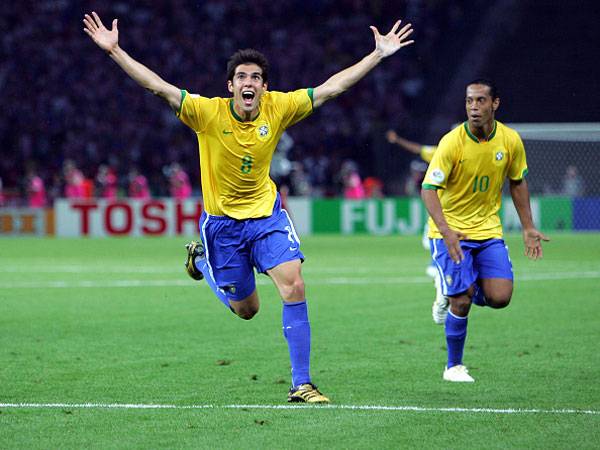 "כיף לשתף פעולה עם רונאלדיניו" (getty)