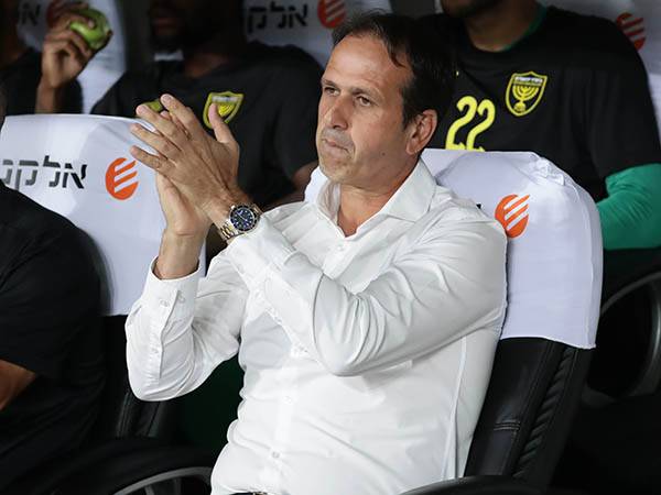 המאמן שלח מסר ברור לפלומן: תתאמן יותר קשה. רוני לוי (צילום: דני מרון)