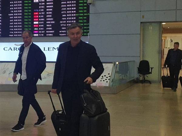 ראה גם דברים חיוביים. רוטנשטיינר