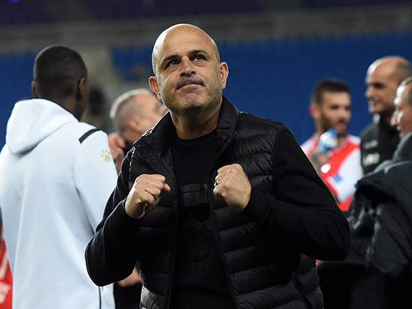 אבוקסיס חגג, אבל הודה: "צריך עוד שלושה שחקנים" (ברני ארדוב)