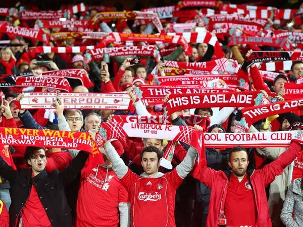 שירת YNWA. חוויה דתית