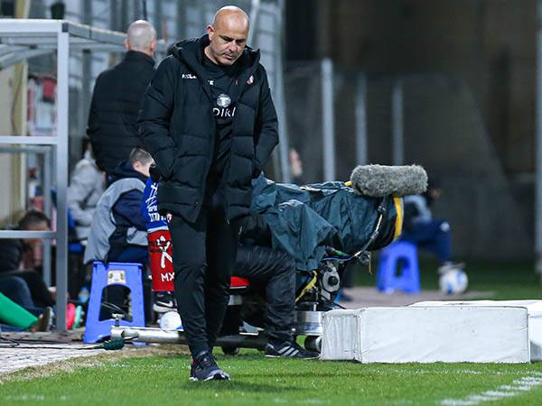 אבוקסיס. לא שמע דבר (סוכנות ג'יני)