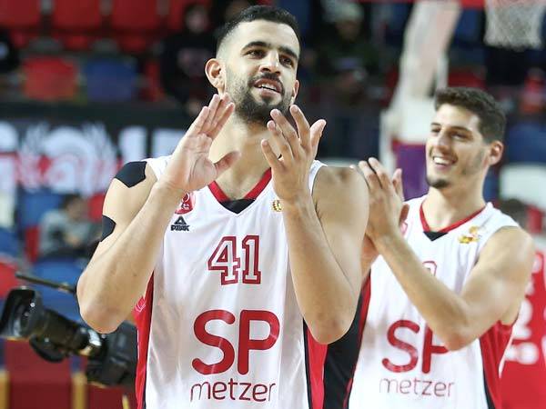 הרבה תלוי בו, גינת (אלן שיבר)