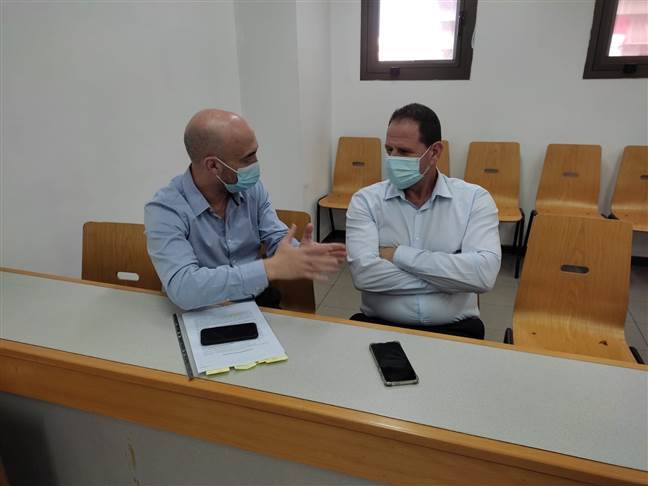 (בתמונה: נציגי בית"ר, יונגר ומוסזון)