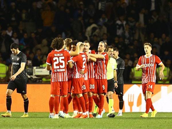 היישר לשמינית הגמר. פרייבורג חוגגת (Getty)