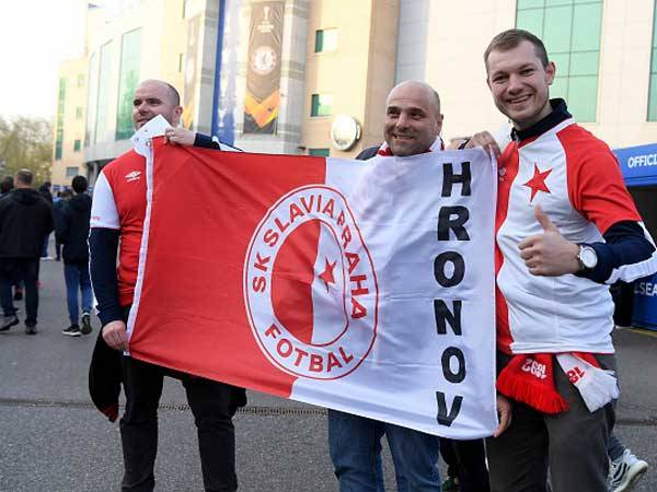 (getty, Mike Hewitt)