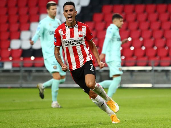 Report: Zahavi practiced in the PSV lineup for Ajax