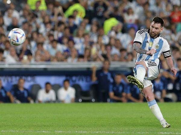 Watch: Leo Messi scores freely, Argentina in a frenzy