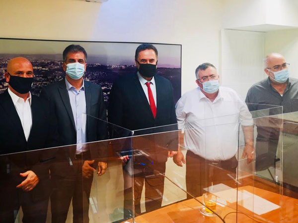 סיוע חשוב.