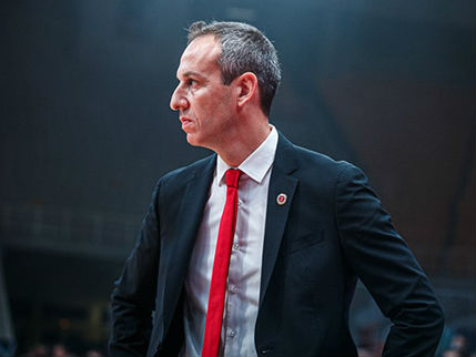 (FIBA)