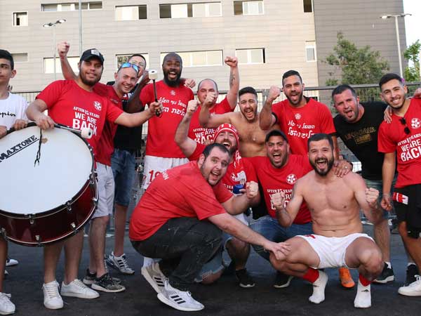 חגיגות הסיום (צילום: אודי ציטיאט)