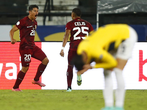 הרננדס חוגג 2:2 בתוספת הזמן (Getty)