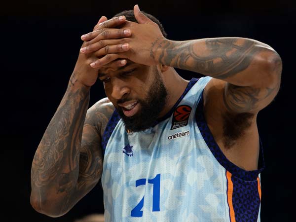 במדי ולנסיה. איבד את מקומו ברוטציה (Getty)