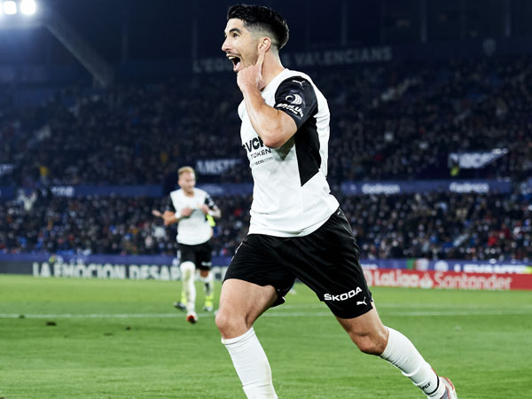 כדור חופשי מעולה. קרלוס סולר (getty)
