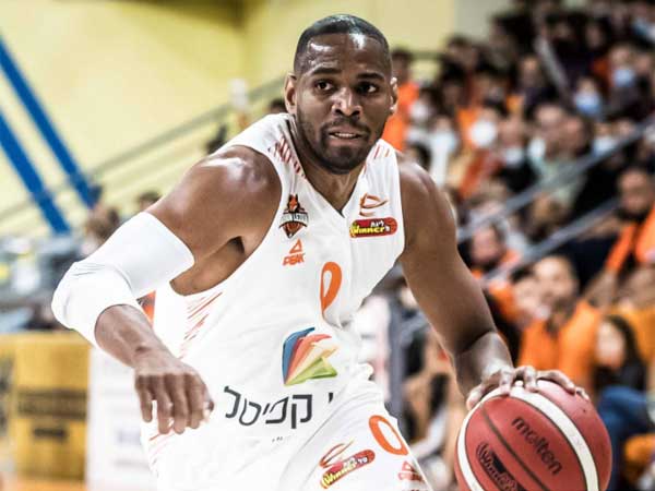 (מנהלת הליגה)