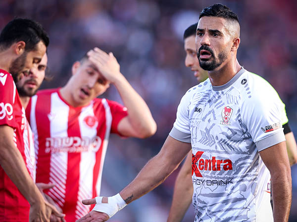 שחקני סכנין נגד הפועל (מאור אלקסלסי)