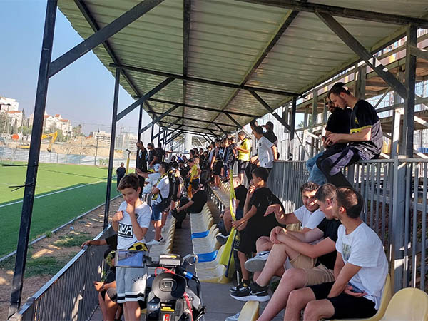 אוהדי בית"ר. איזו קבוצה תהיה להם בעונה הבאה?