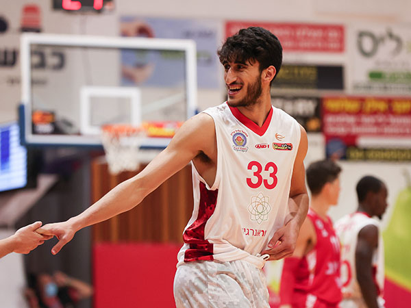 גבי צ'אצ'אשווילי. עבר עליו קיץ מעניין במיוחד (מאור אלקסלסי)