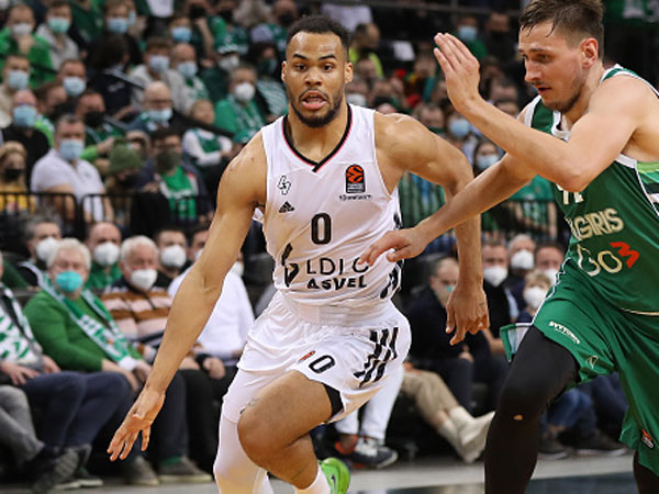 מצטרף לסוללת הכוכבים במונאקו. אוקובו (Photo by Alius Koroliovas/Euroleague Basketball via Getty Images)